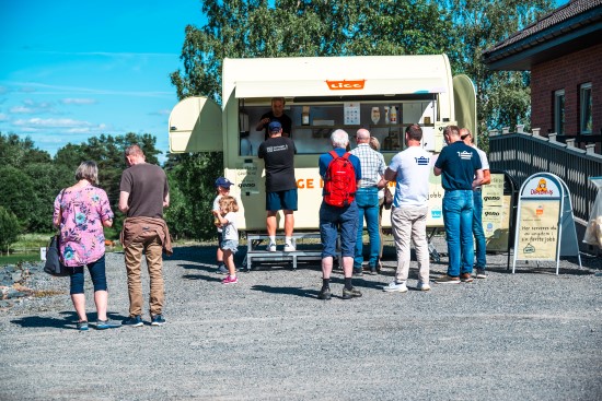 A_pen_dag_sommermelk_Foto_Turi_Nordengen-3.jpg